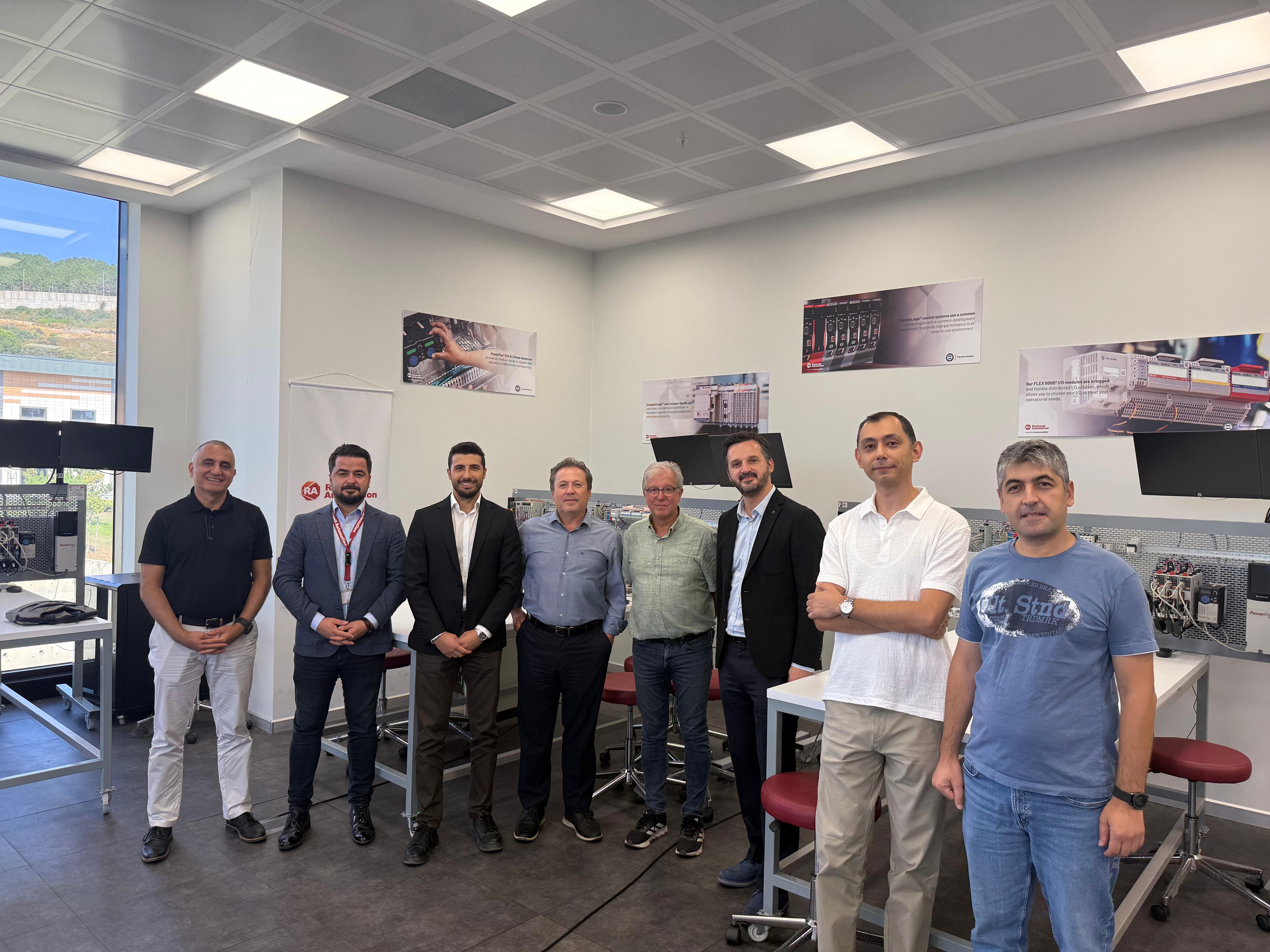 Lab Ziyaret.jpg (1.64 MB)